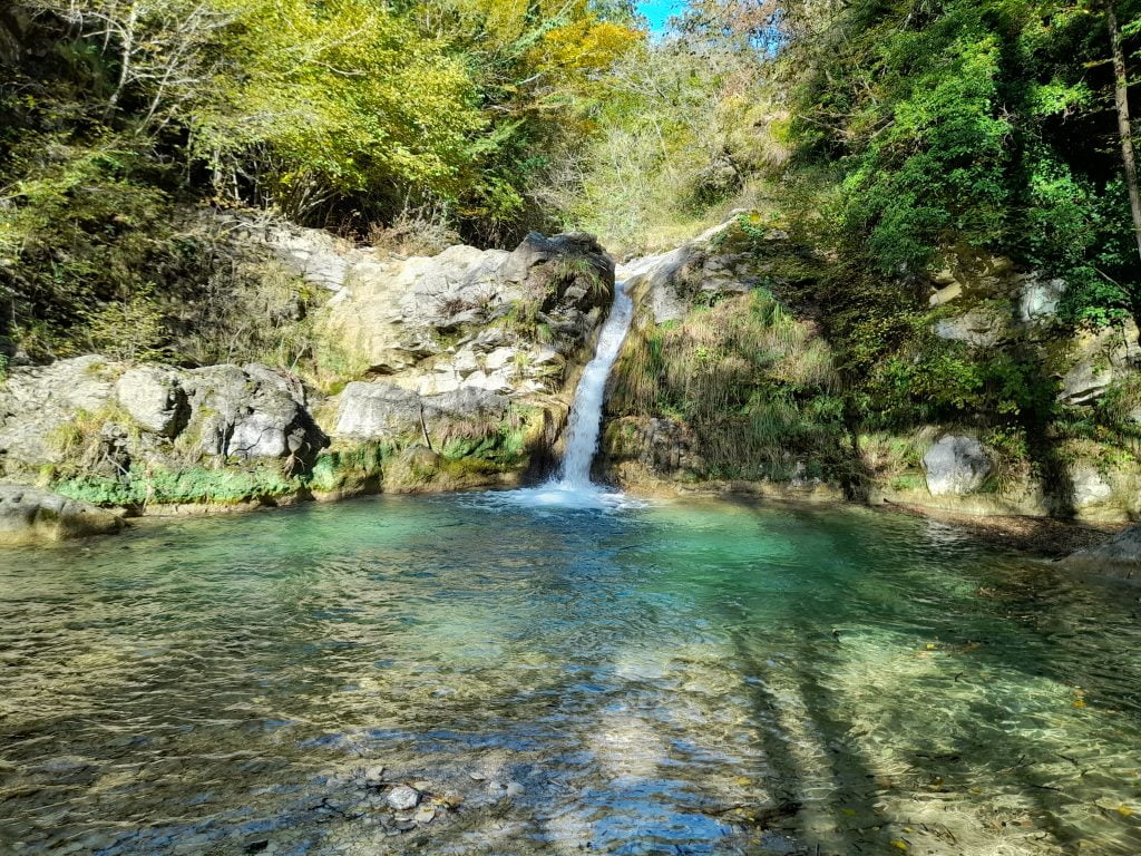 Lunigiana in 1 giorno: panigacci, borghi e cascate - immagine 10