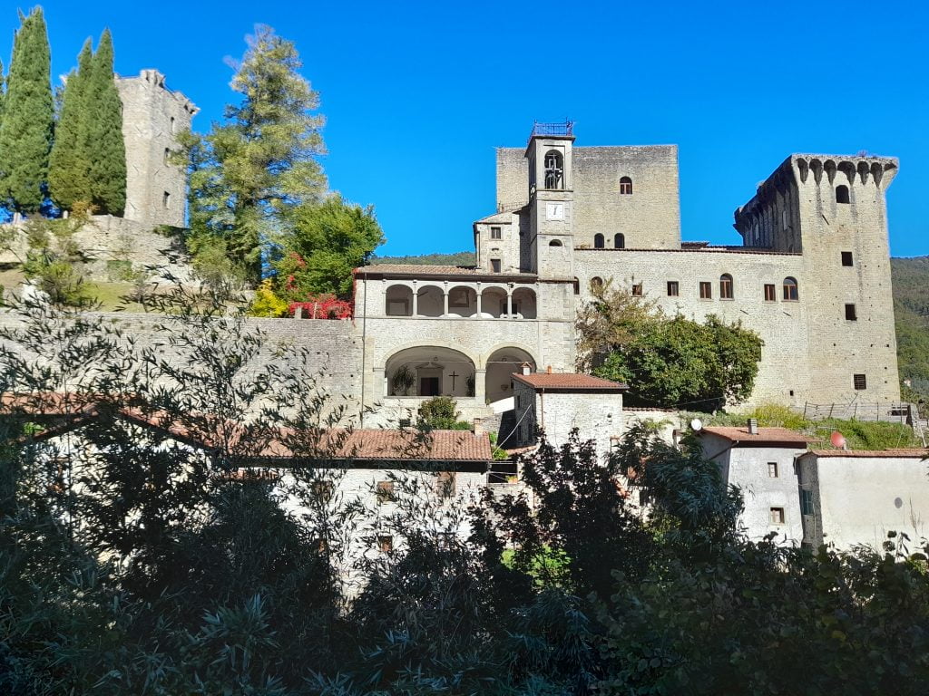 Lunigiana in 1 giorno: panigacci, borghi e cascate - immagine 12