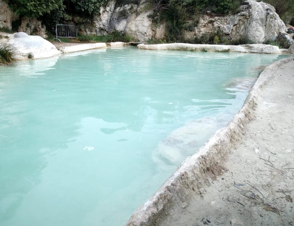 Bagno Vignoni, le insolite terme in piazza - immagine 10