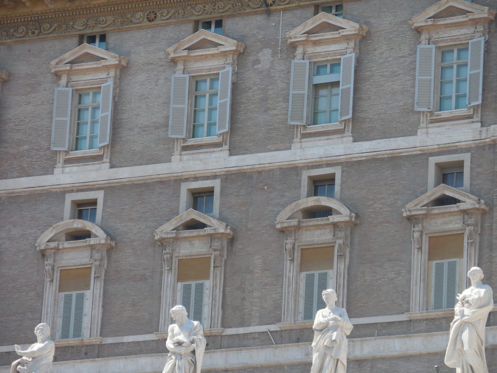 Città del Vaticano, lo Stato più piccolo del mondo - immagine 13