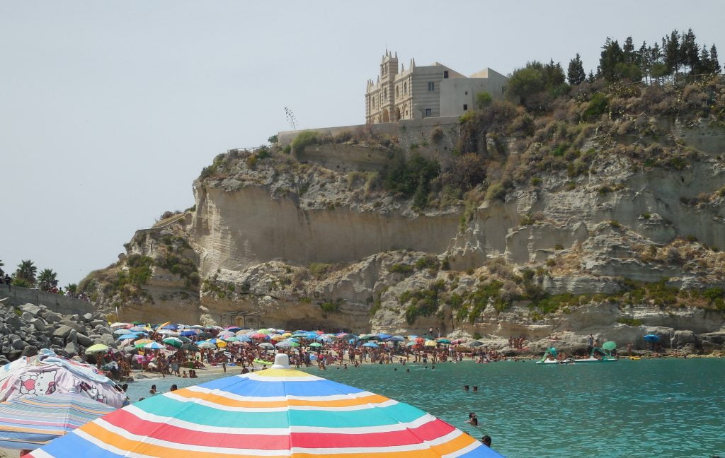 Tropea in 1 giorno, borgo tra mare e cipolle - immagine 12