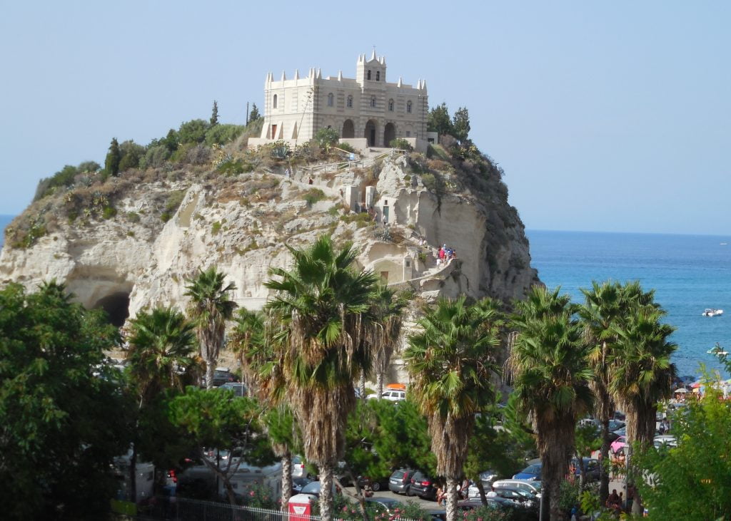 Tropea in 1 giorno, borgo tra mare e cipolle - immagine 13