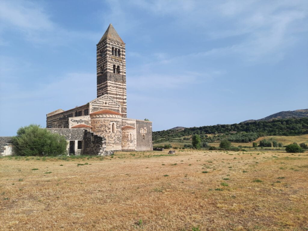 Saccargia, 1 sosta alla Basilica gioiello tra Alghero e Porto Torres - immagine 4