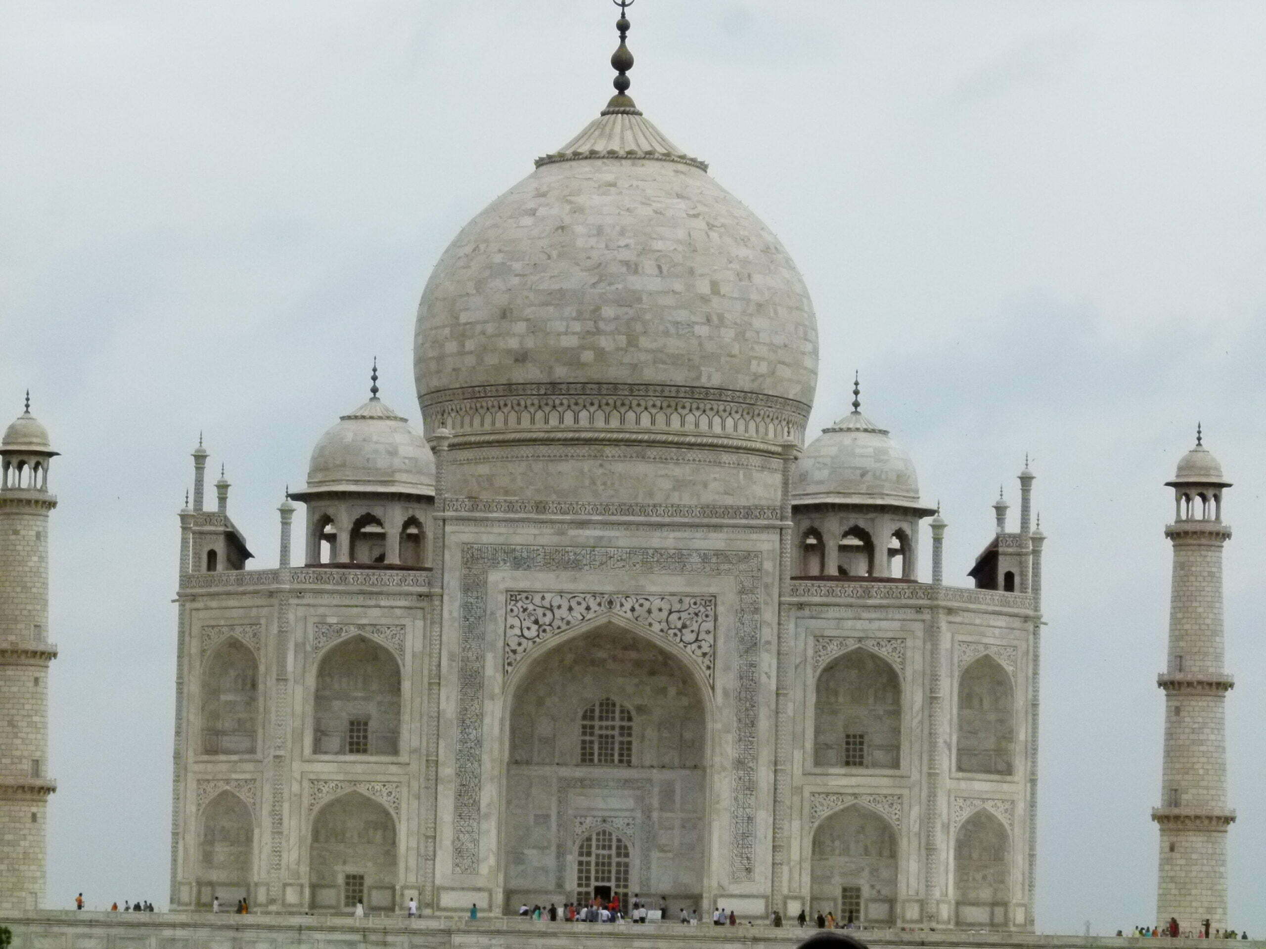 Taj Mahal, una delle 7 meraviglie del mondo - immagine 3