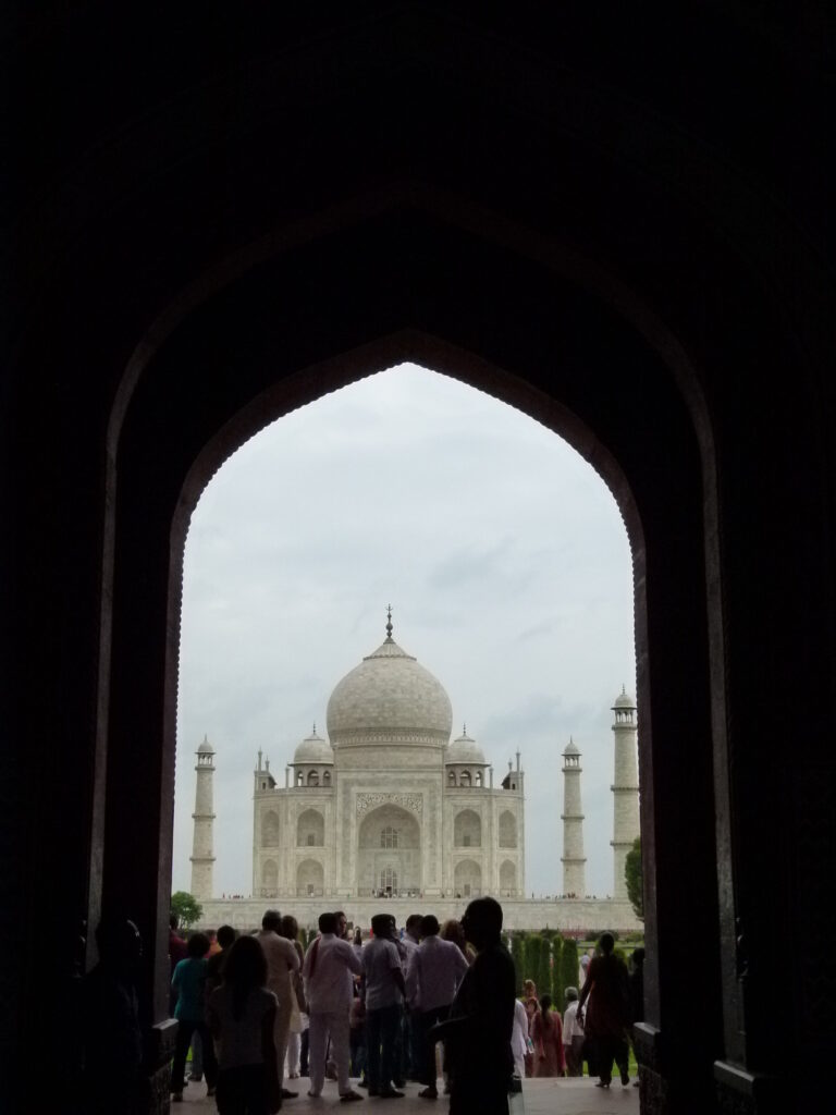 Taj Mahal, una delle 7 meraviglie del mondo - immagine 9