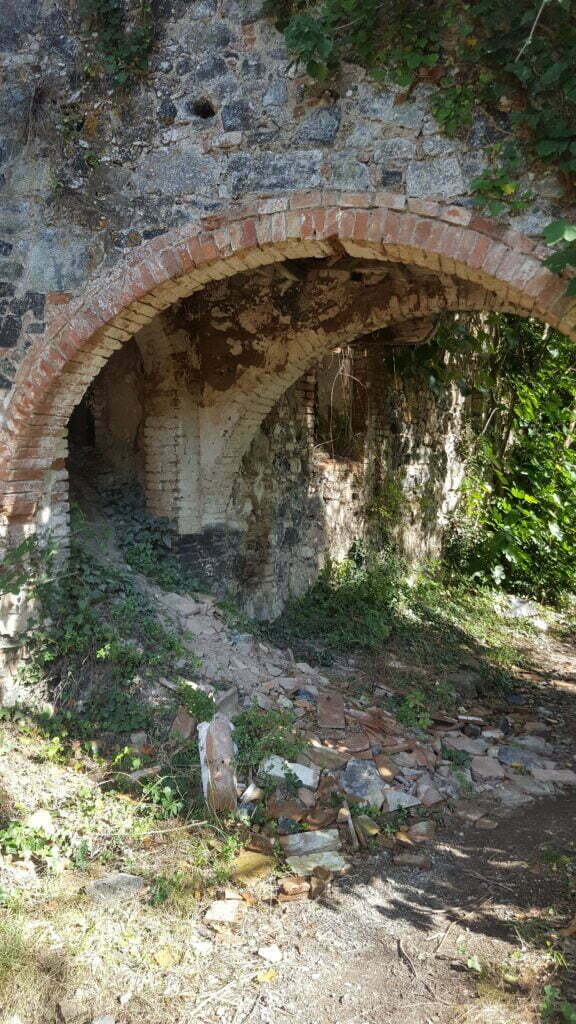 Il trekking facile al Masso delle Fanciulle e a San Michele alle Formiche - immagine 11