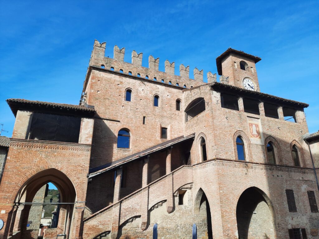 Tra Medioevo e Natale: Grazzano Visconti, Castell'Arquato e Fontanellato - immagine 13