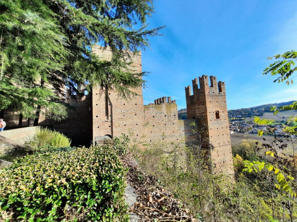 Tra Medioevo e Natale: Grazzano Visconti, Castell'Arquato e Fontanellato - immagine 14