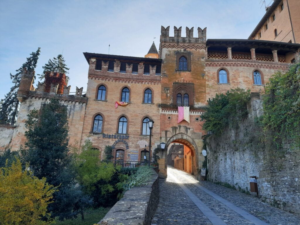 Tra Medioevo e Natale: Grazzano Visconti, Castell'Arquato e Fontanellato - immagine 11