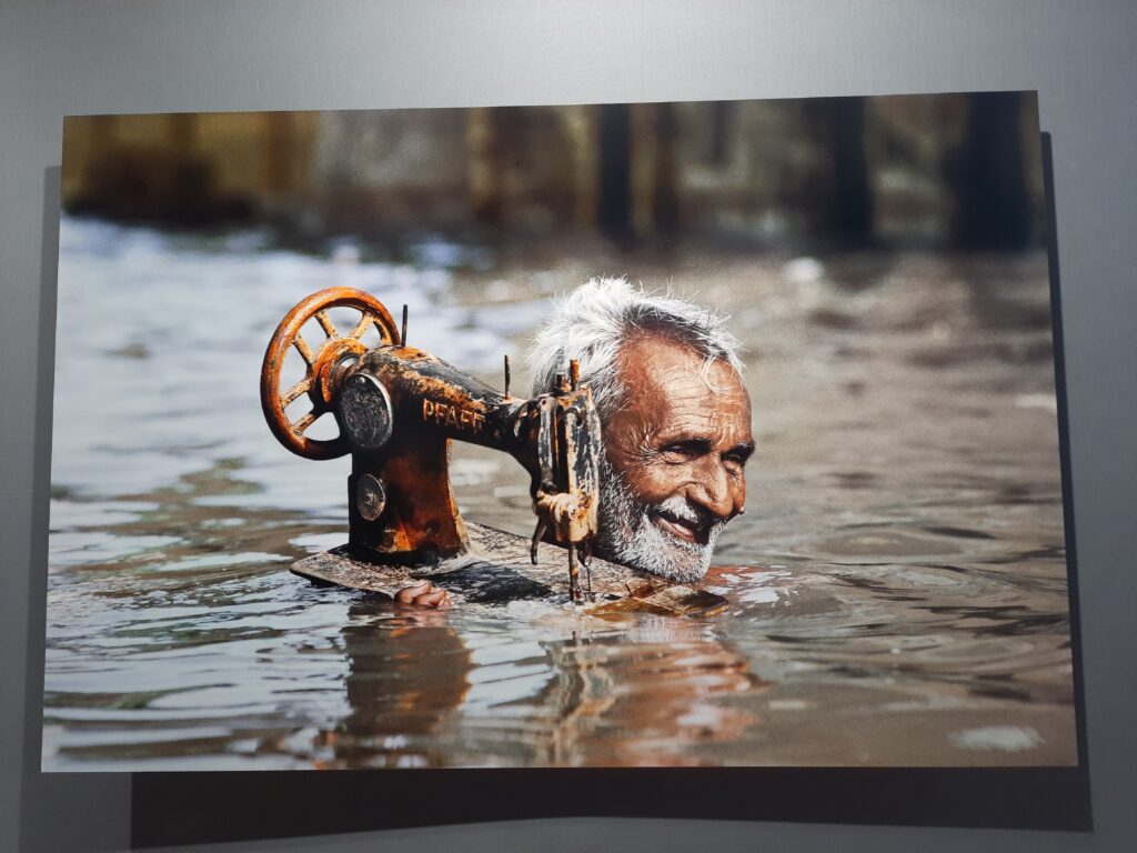 Steve McCurry in mostra a Pisa con oltre 90 Icons - immagine 17